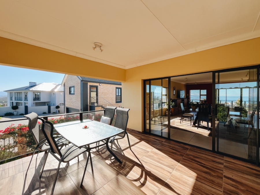 4 Bedroom Property for Sale in Island View Western Cape